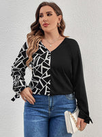 Curvy Geometric V-Neck Long Sleeve T-Shirt
