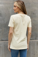 READING IS DREAMING WITH YOUR EYES OPEN Graphic Cotton Tee