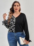 Curvy Geometric V-Neck Long Sleeve T-Shirt