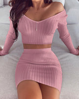 V-neck off shoulder long sleeve knitted top and short skirt